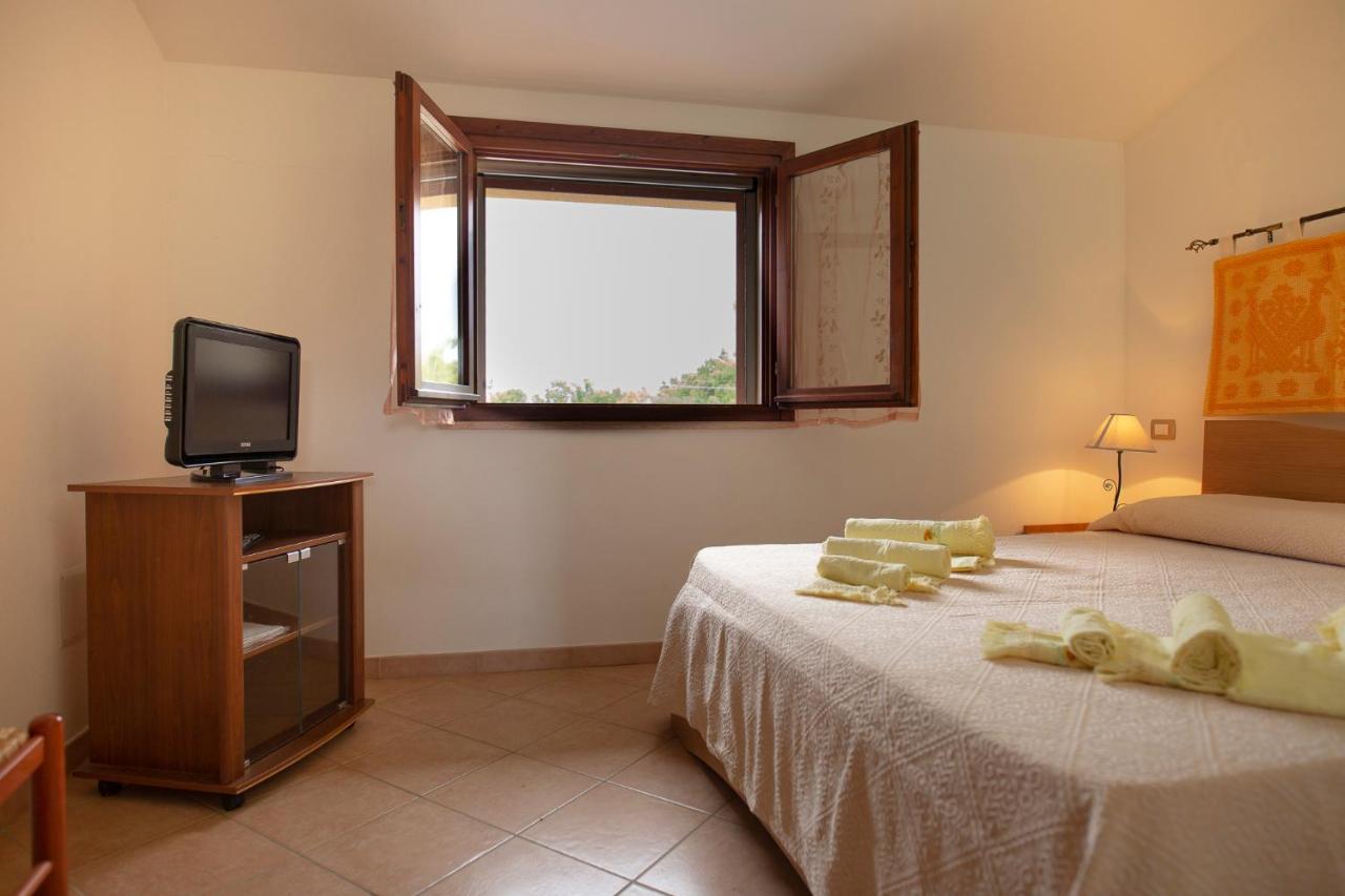 Agriturismo I Doni Del Mandorlo アルゲーロ エクステリア 写真